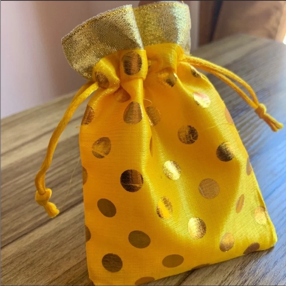 Lot of 10 Bright yellow & gold polka dot gift bags party favors Bollywood bag